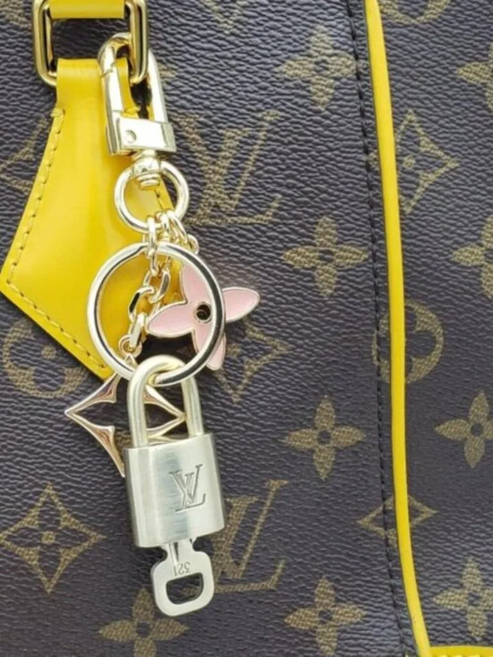 LV Gold Padlock 🔑 Authentic Louis Vuitton Charm + Keychain